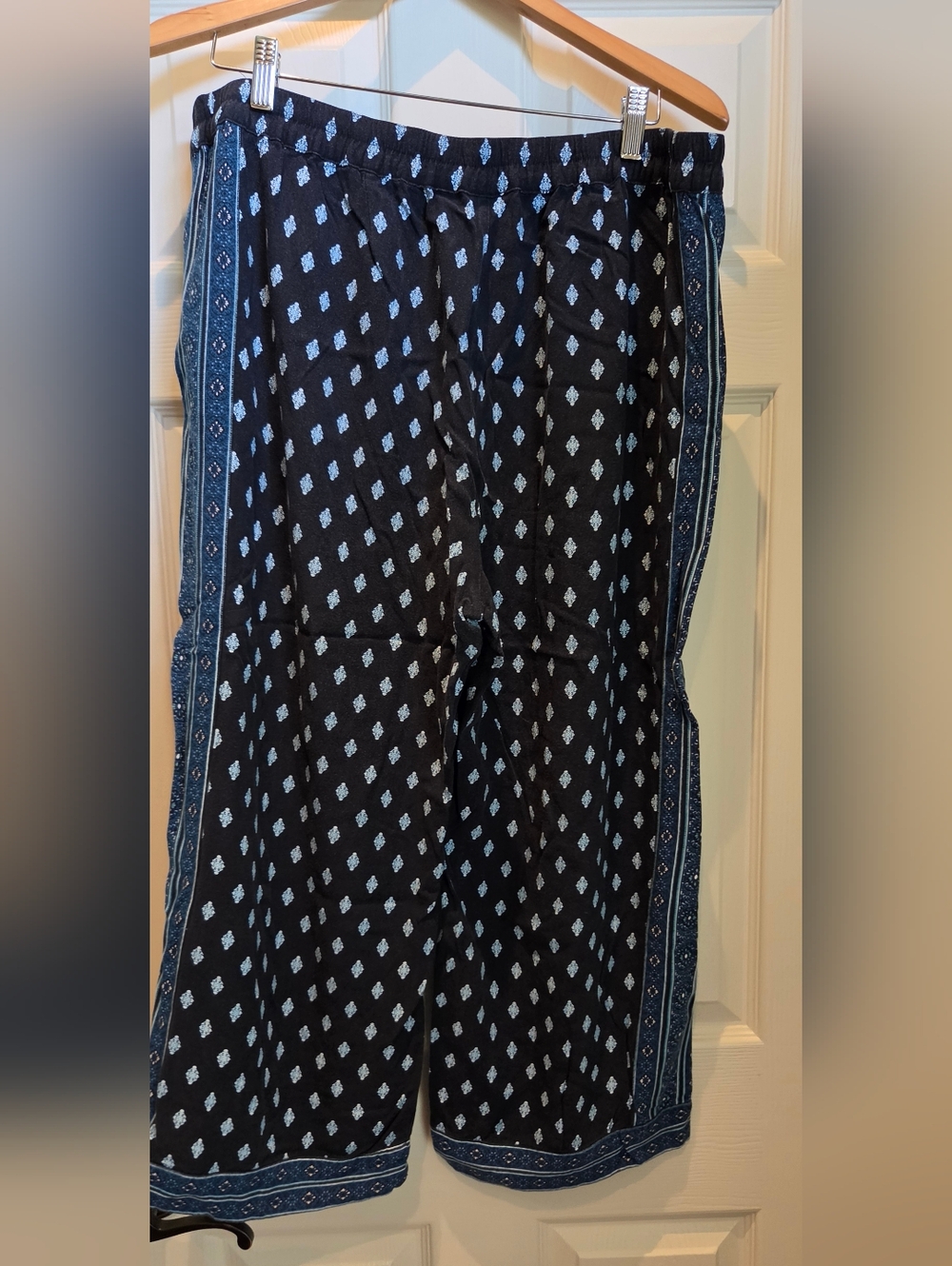 J. Jill Wide Leg Navy Blue Patterned Ankle Length Pants